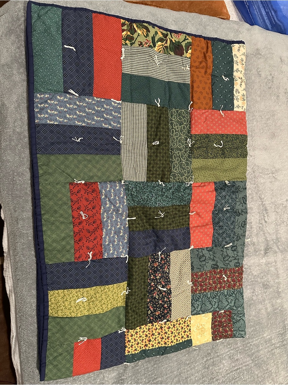 Handmade Amish Patchwork Quilt - Multicolor - Picture 2 of 7